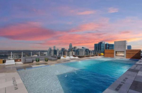 Austin City Limits Rooftop Pool by Barclé Group